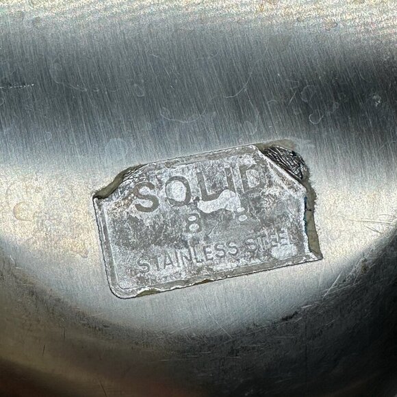 Vintage Stainless Steel 18/8 Covered Vegetable Serving Dish - Picture 13 of 15